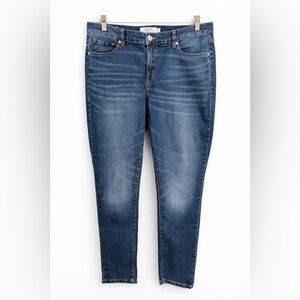 Torrid Boyfriend Jeans Size 14R Medium Wash Stretch Denim Relaxed Fit